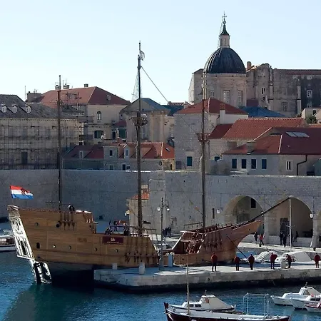 Glavic 5* ドゥブロブニク