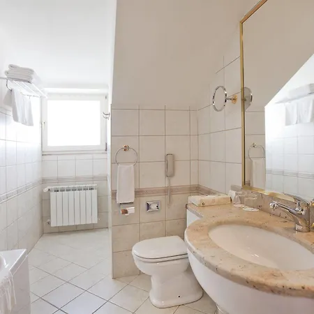 Hotell Glavic 5*